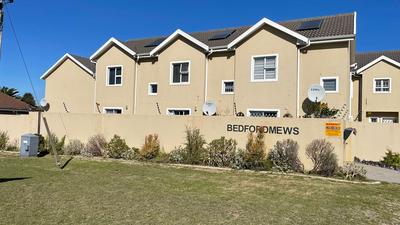 Townhouse For Sale in Churchill Estate, Parow