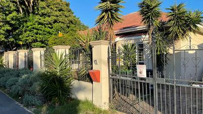 House For Sale in Boston, Bellville