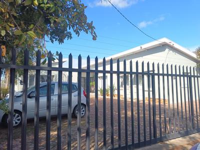 House For Rent in Boston, Bellville