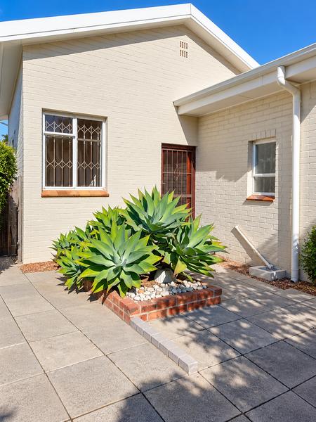 Apartment / Flat For Rent in Boston, Bellville
